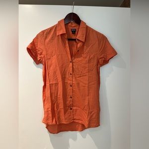 Lightweight Patagonia coral coloured button up short sleeved top size XS